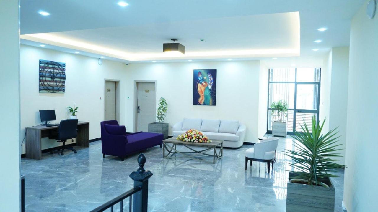 Triple E Hotel And Spa Addis Ababa Exterior photo